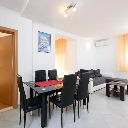 Apartmani Petra Trogir Exterior photo