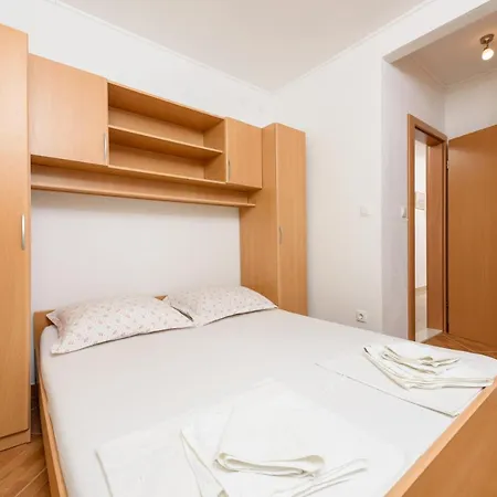 Apartmani Petra Trogir Exterior photo