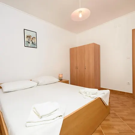 Apartmani Petra Trogir Exterior photo