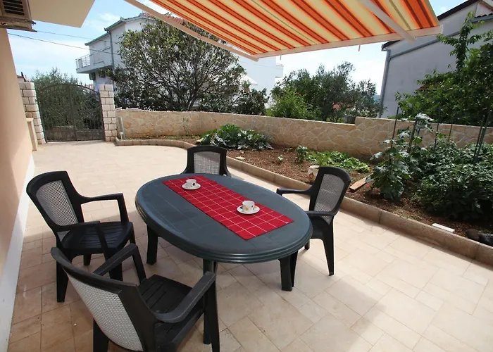 Apartmani Petra